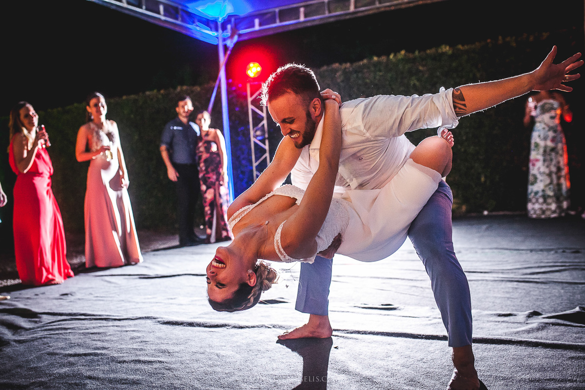Monique Angelis - casamento na praia - a dança dos noivos