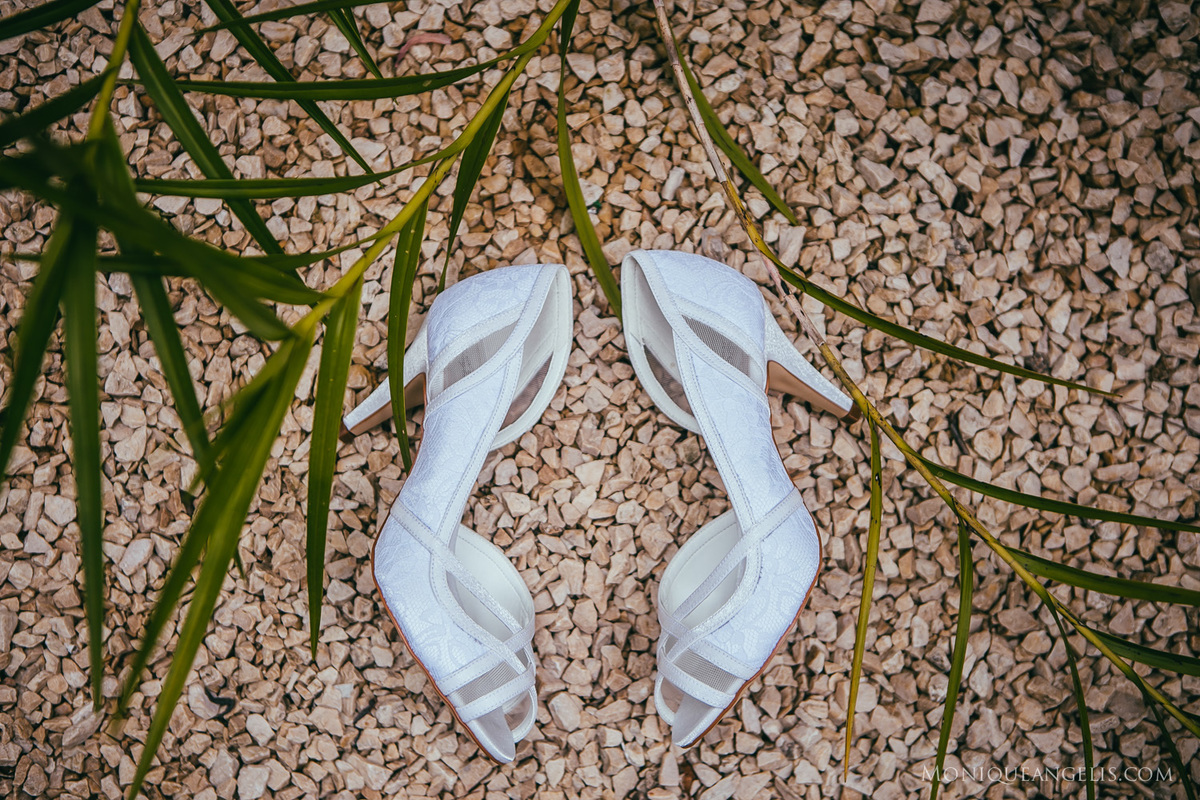 O sapato da noiva Aline