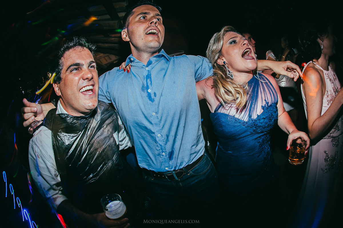 Fotografia de casamento por Monique Angelis