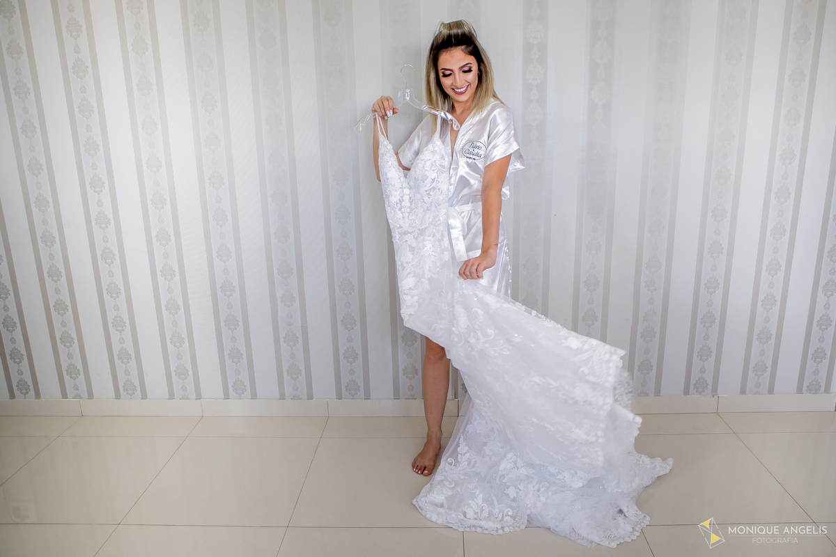 noiva e seu vestido