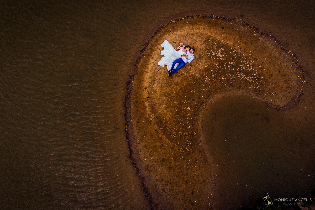Casamento Ensaio de Noivos Ensaio de Casal de Noivos Ensaio no Parque Ibirapuera Foto de Drone 
