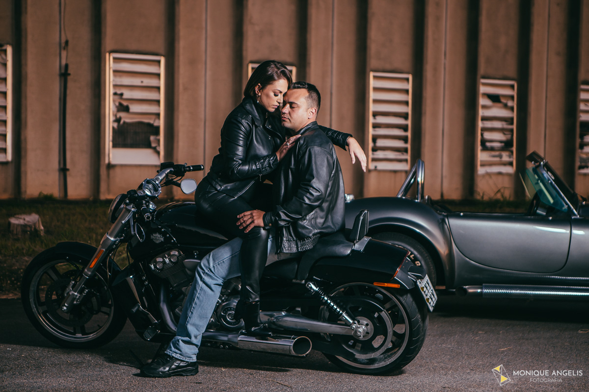 Ensaio de Casal no Swiss Park em Campinas SP - Ford Shelby Cobra e Harley Davidson 