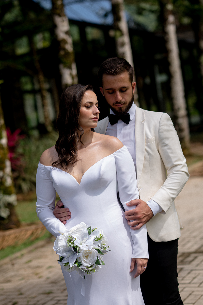 Noiva e noivo
