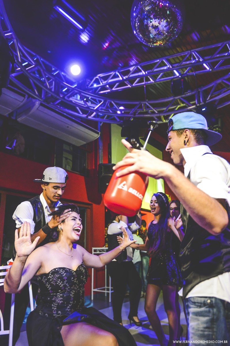 CAROL,DEBUTANTE,FERNANDOREMEDIO,ANIVERSARIO