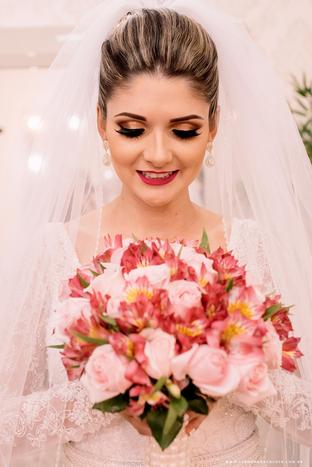 buque noiva sorriso