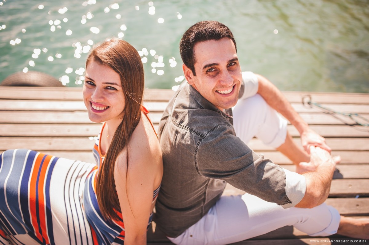 Fotos ensaio casal na praia Ilha Bela fotografo fernando remedio