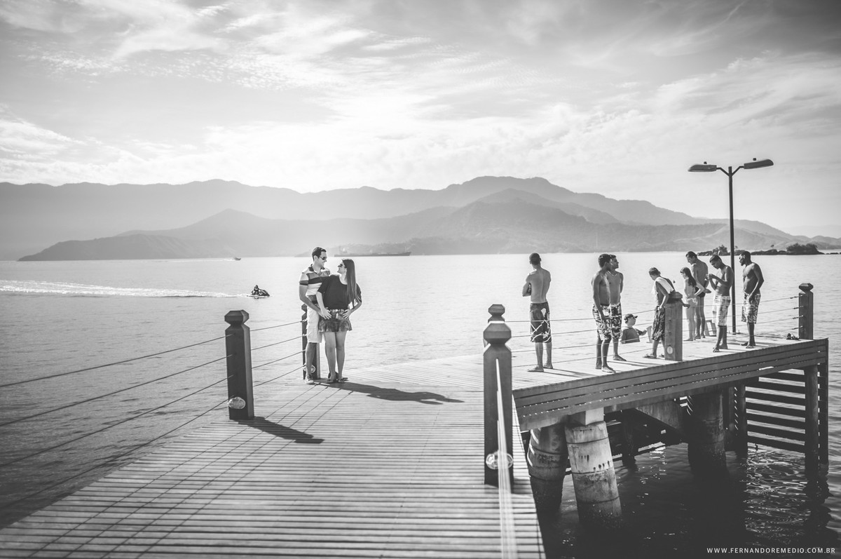 Fotos ensaio casal na praia Ilha Bela fotografo fernando remedio