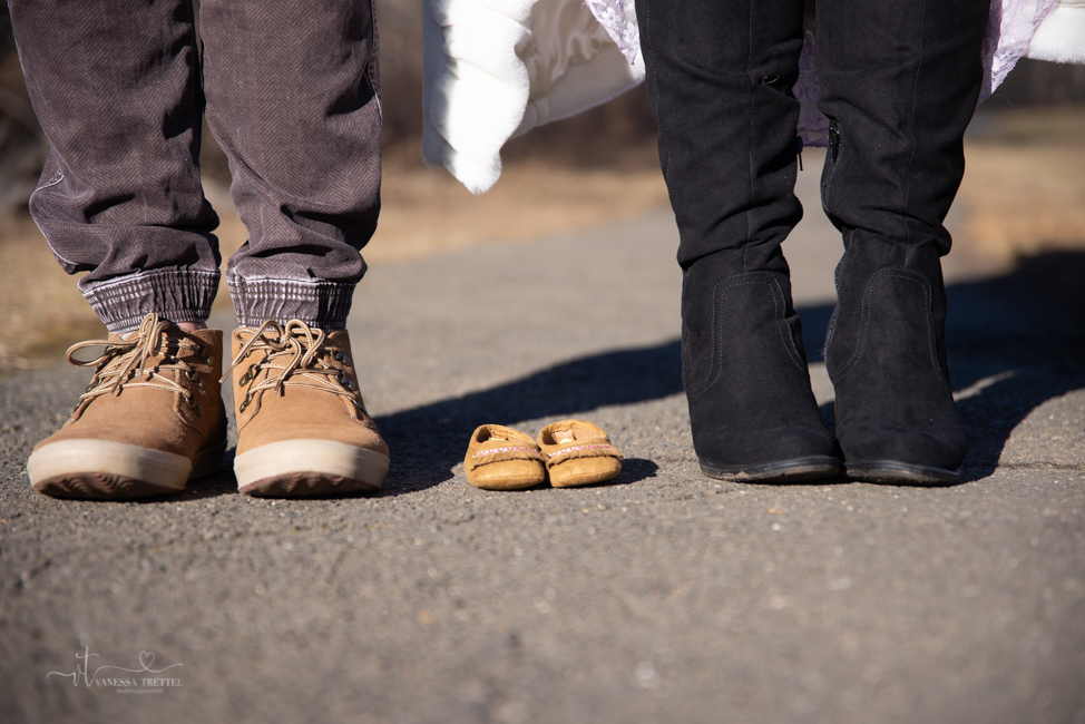 maternity photo shoes