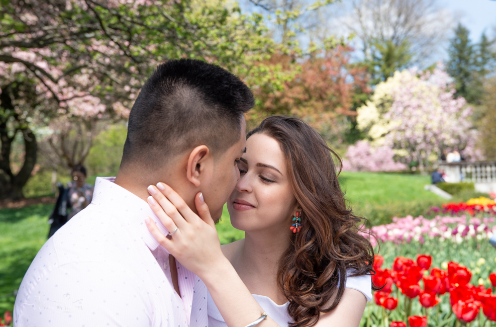 Couple photo in spring nyc tulip