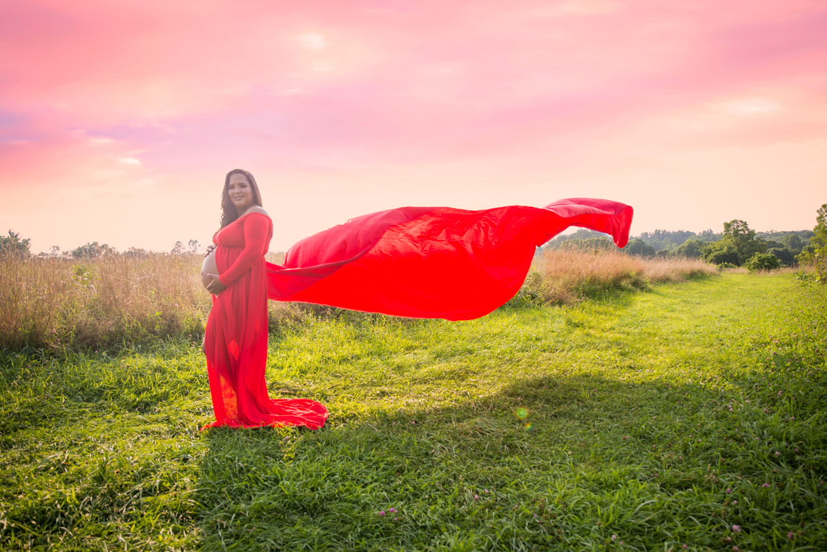 Maternity photoshoot in the sunset
Vanessa Trettel Photography
Danbury, CT
red dress