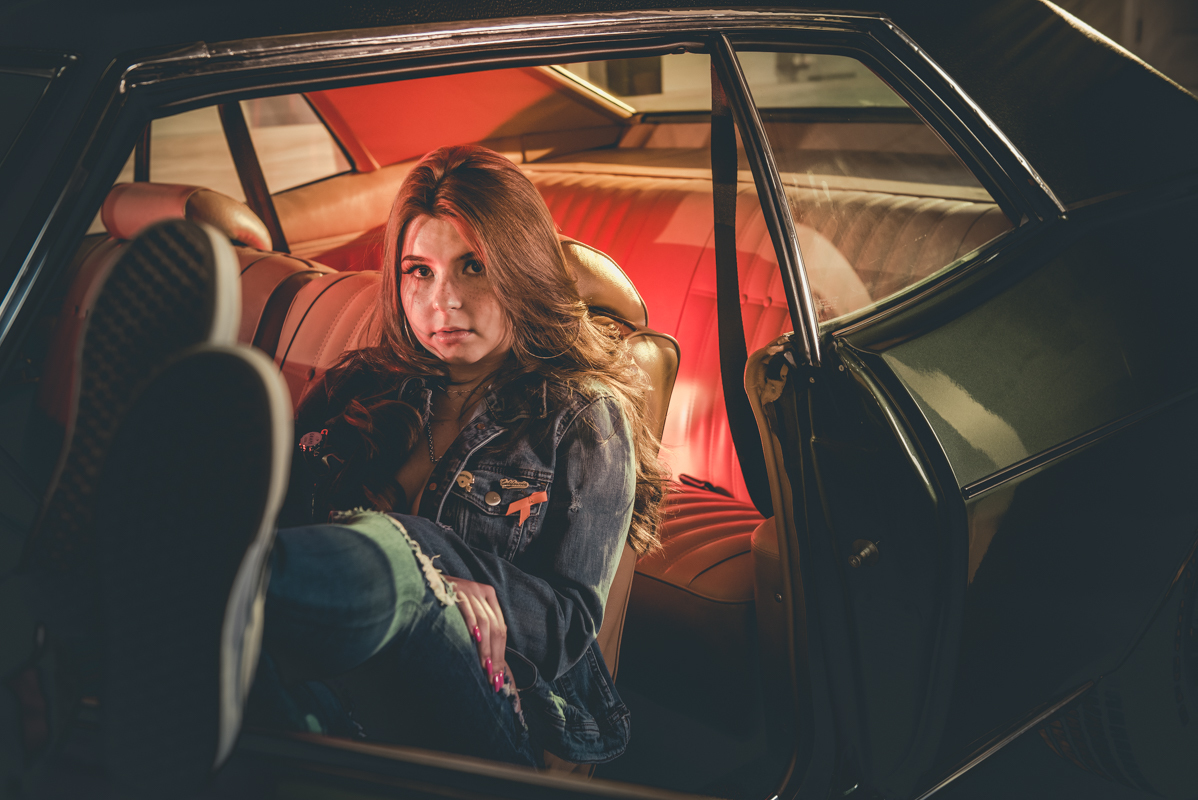 girl fashion old car photography