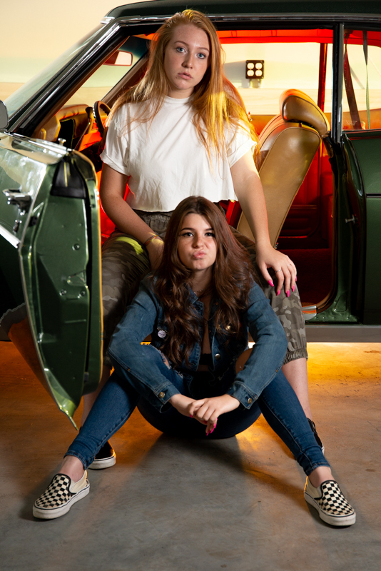girls fashion old car photography