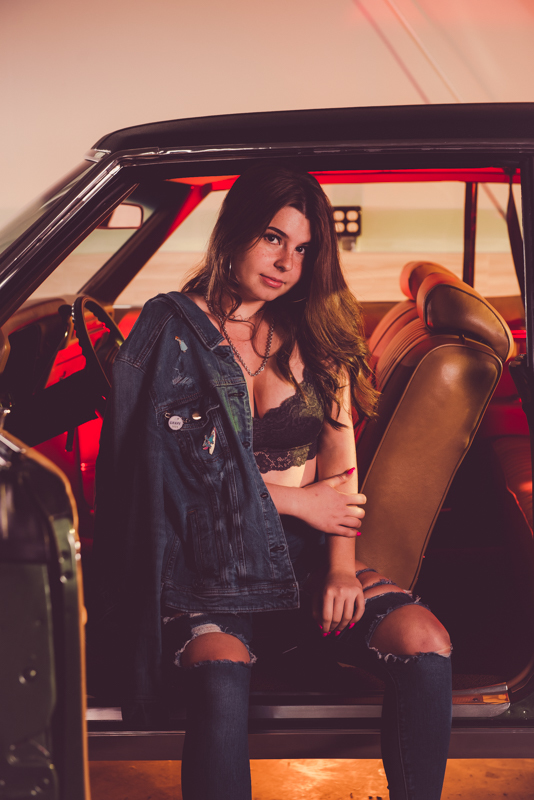 girl fashion old car photography