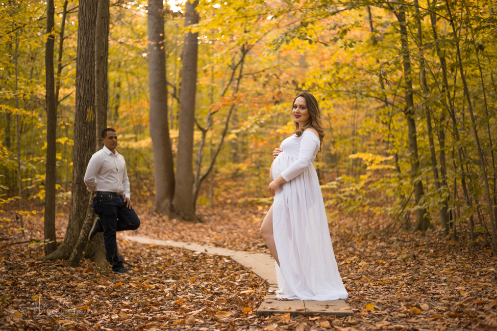 Maternity photoshoot in the water
Vanessa Trettel Photography
Fairfield, CT
white dress