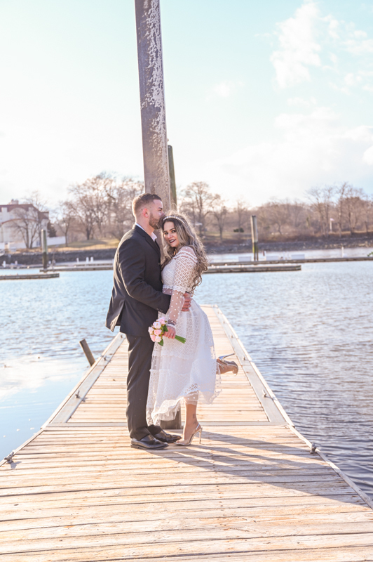 wedding photo New Rochelle NY
couple in the lake kiss
wedding photographer in CT