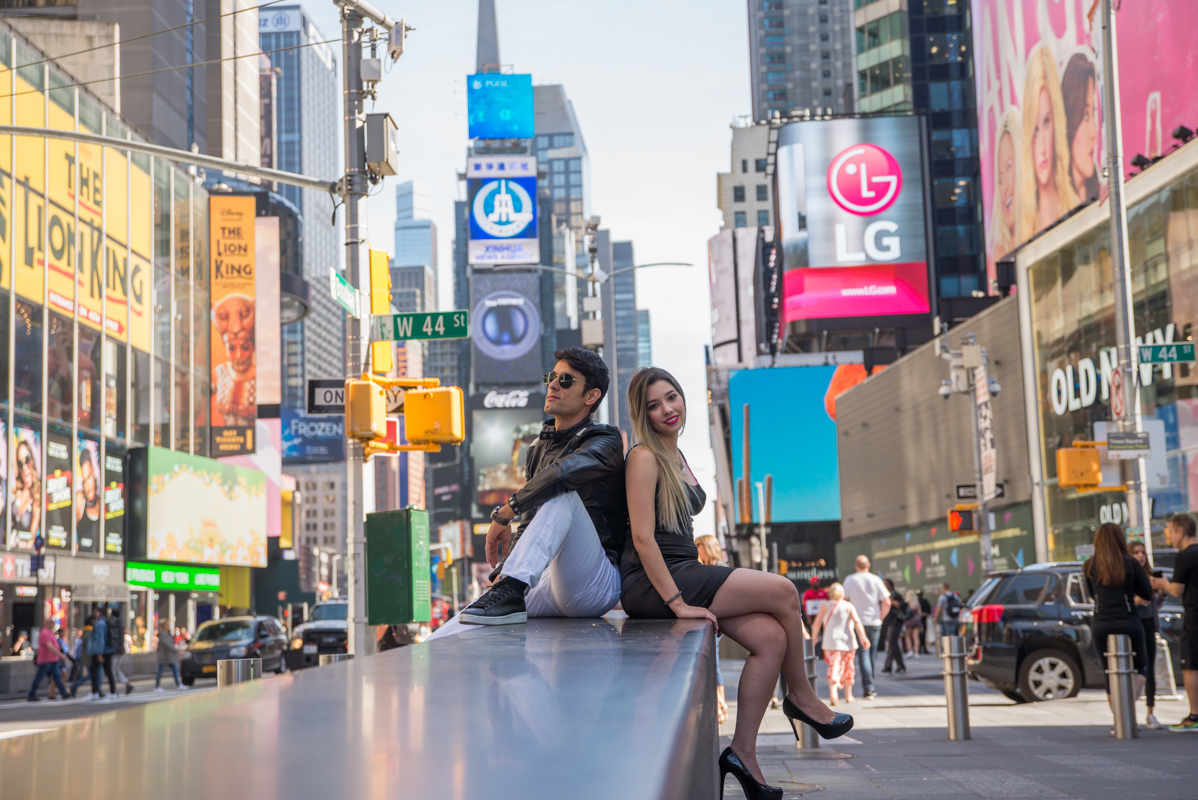 Times Square couple photo shoot  NYC new york