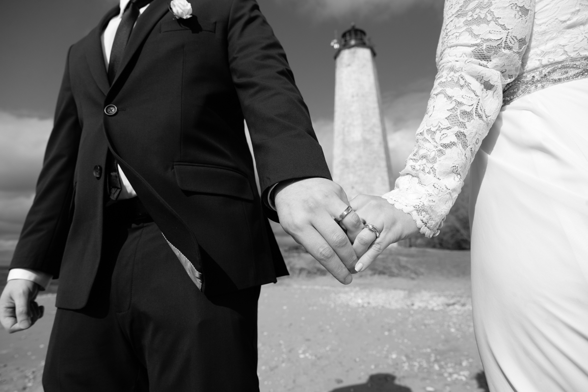 wedding bride and groom lighthouse flash Connecticut photo