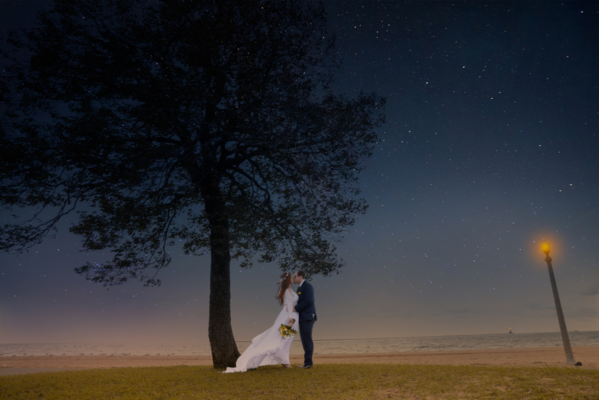 wedding bride and groom  treee night new haven Connecticut 