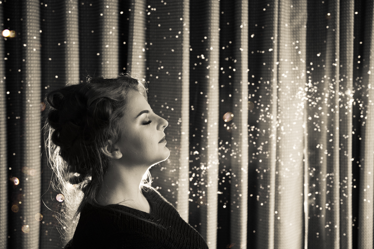 Wedding bride flash makeup photo Connecticut
Vanessa Trettel Photography