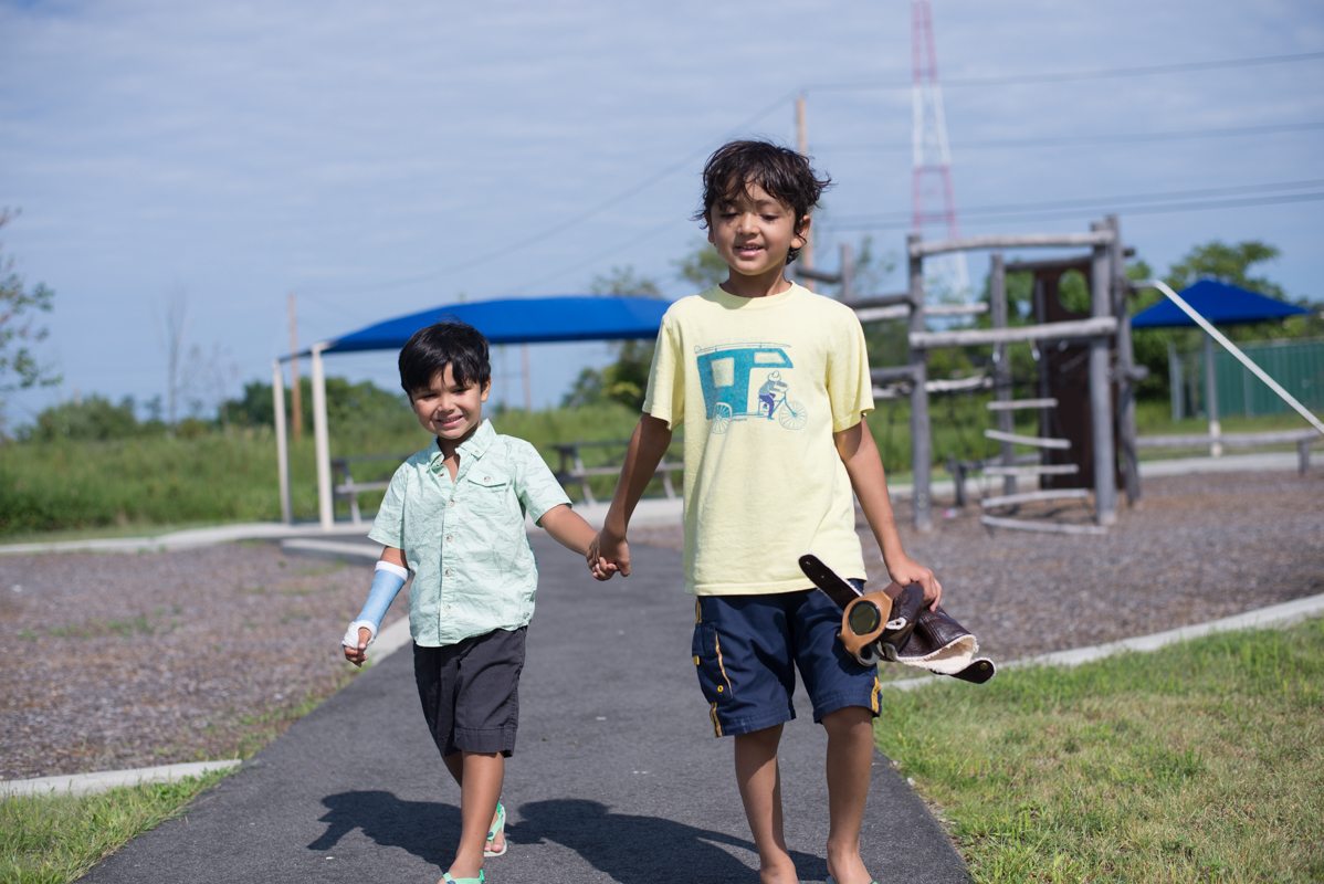 Kids photography in Bridgeport Island CT
boy running
CT kids photogrpaher