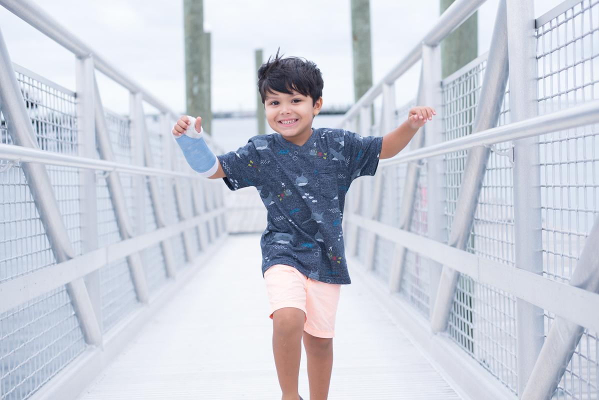 Kids photography in Bridgeport Island CT
boy running
CT kids photogrpaher