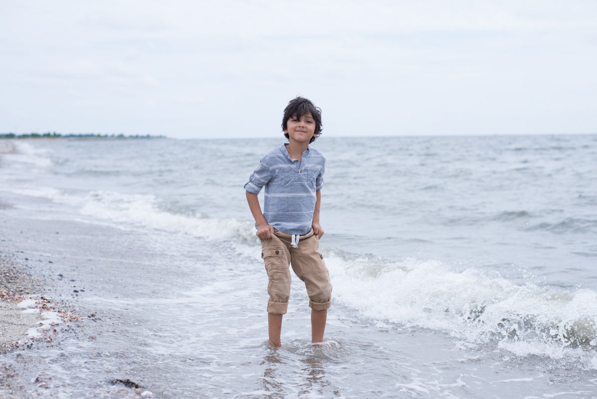 Kids photography in Bridgeport Island CT
boy in the beach
CT kids photogrpaher
