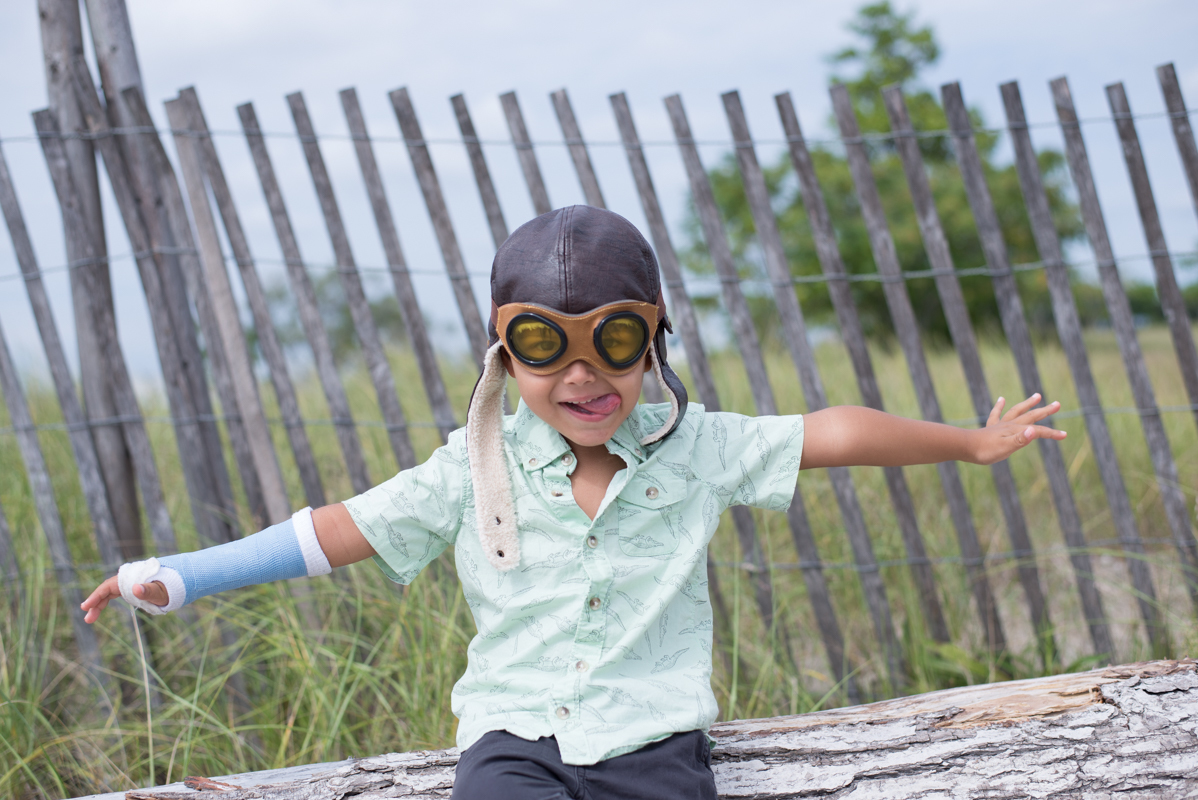 Kids photography in Bridgeport Island CT
boy running
CT kids photogrpaher