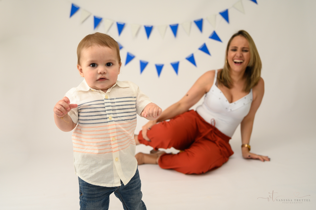 family photoshoot white background connecticut