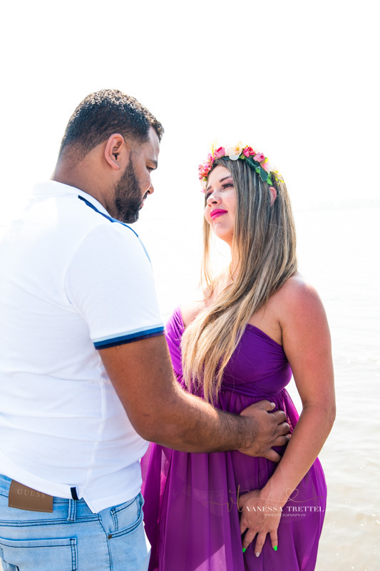 Maternity photography in the beach
purple dress
Milford CT
Vanessa trettel photography
