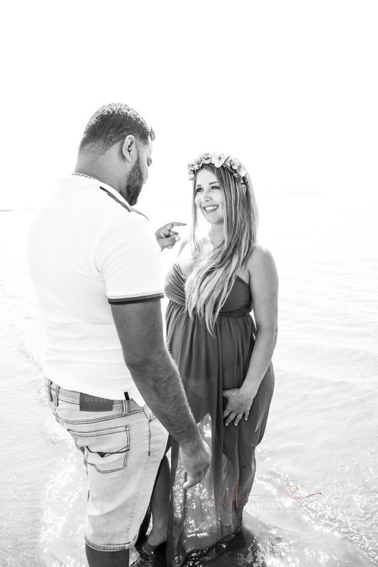 Maternity photography in the beach
purple dress
Milford CT
Vanessa trettel photography
black in white b/w