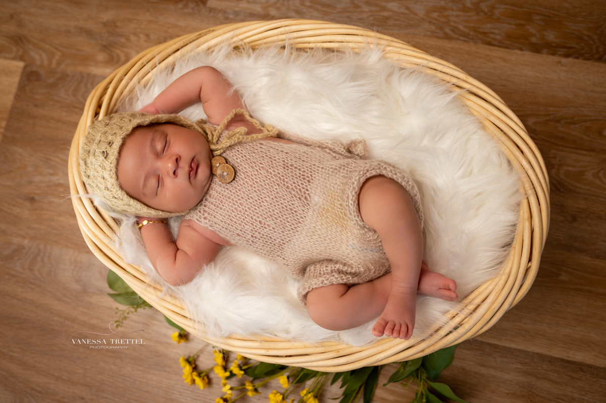 Vanessa Trettel photography 
newborn photoshoot CT 
baby boy cute