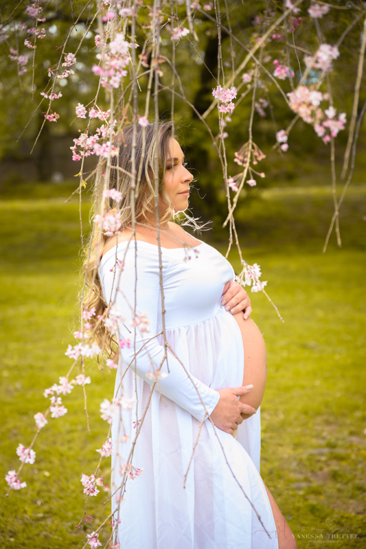 Maternity Photographer in CT
maternity photo in the beach
maternity dress
Vanessa Trettel Photography