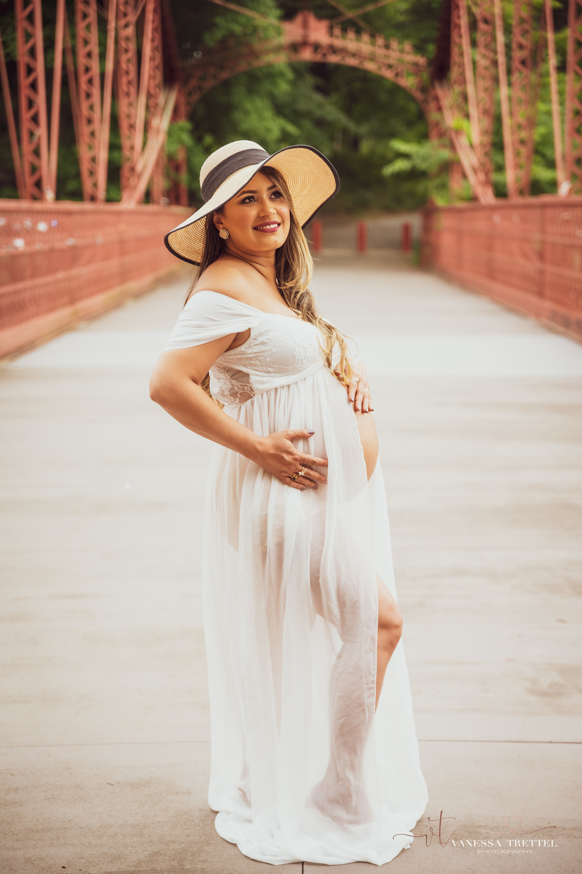 Maternity Photographer in CT
maternity photo in the beach
maternity dress
Vanessa Trettel Photography