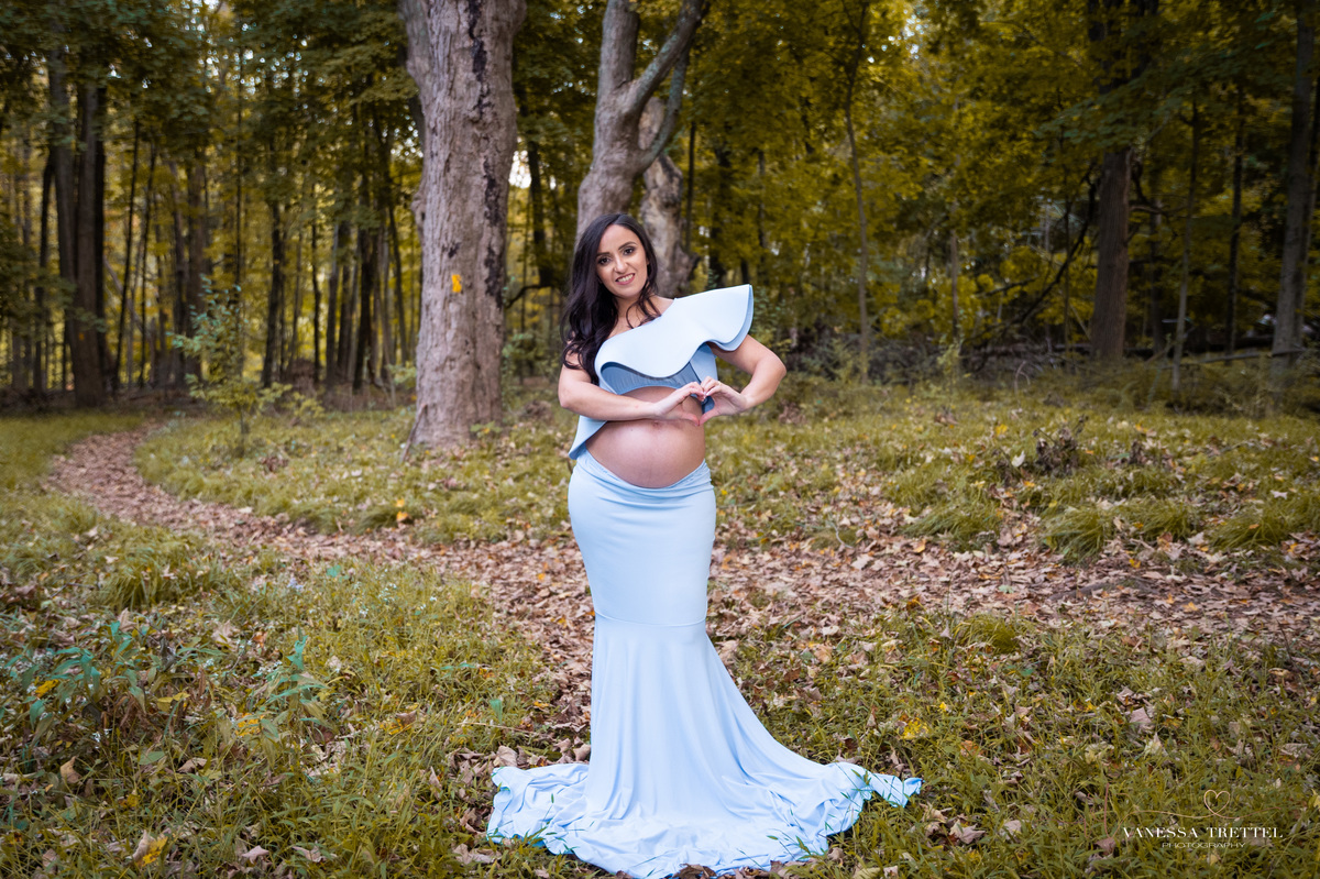 Maternity Photographer in CT
maternity photo in the beach
maternity dress
Vanessa Trettel Photography