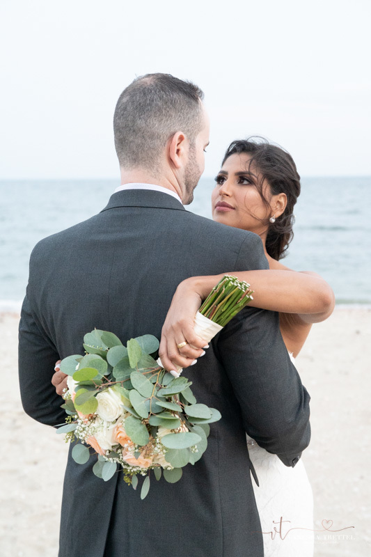 Beach Wedding Bridgeport, CT
Wedding photographer
Beach Wedding ideas
Vanessa Trettel Photography
wedding dress