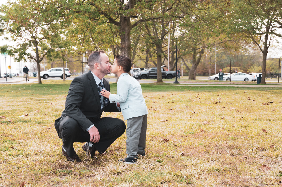 Beach Wedding Bridgeport, CT
Wedding photographer
Vanessa Trettel Photography
Beach Wedding ideas