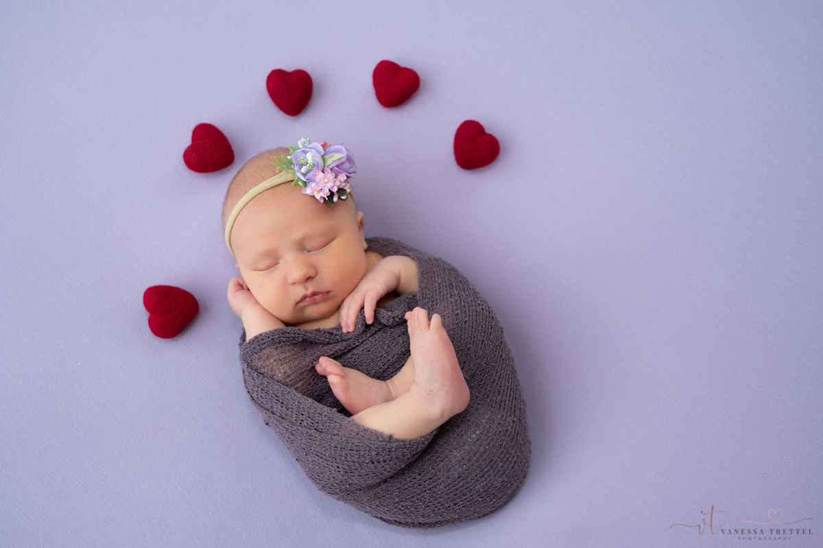 newborn photo
amercican flag
lilas background girl 
Vanessa Trettel Photography
Ansonia, CT