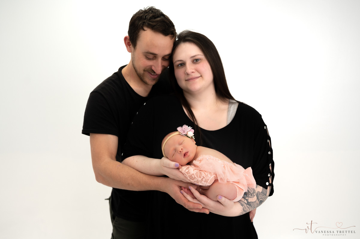 newborn photography
parents newborn photos
lilas background girl 
Vanessa Trettel Photography
Ansonia, CT