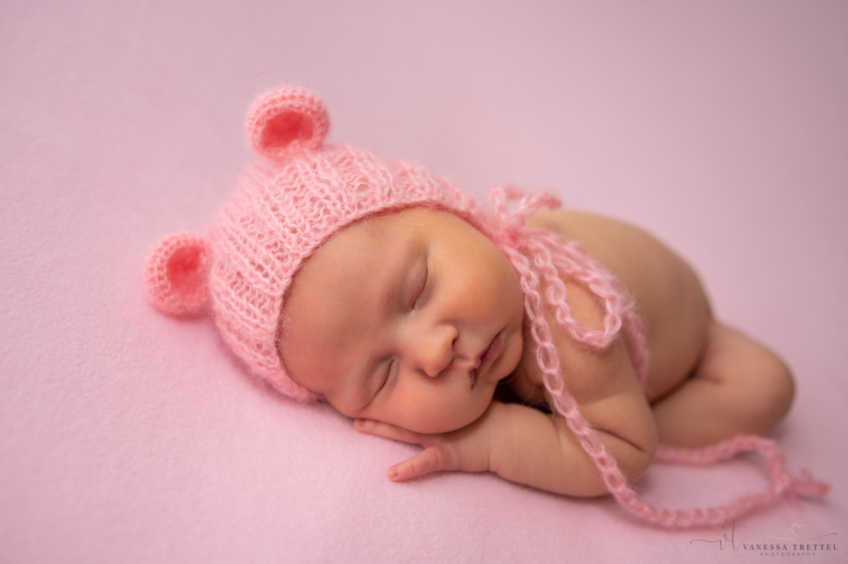 newborn photo
Koala pose
pink background girl 
Vanessa Trettel Photography
Ansonia, CT