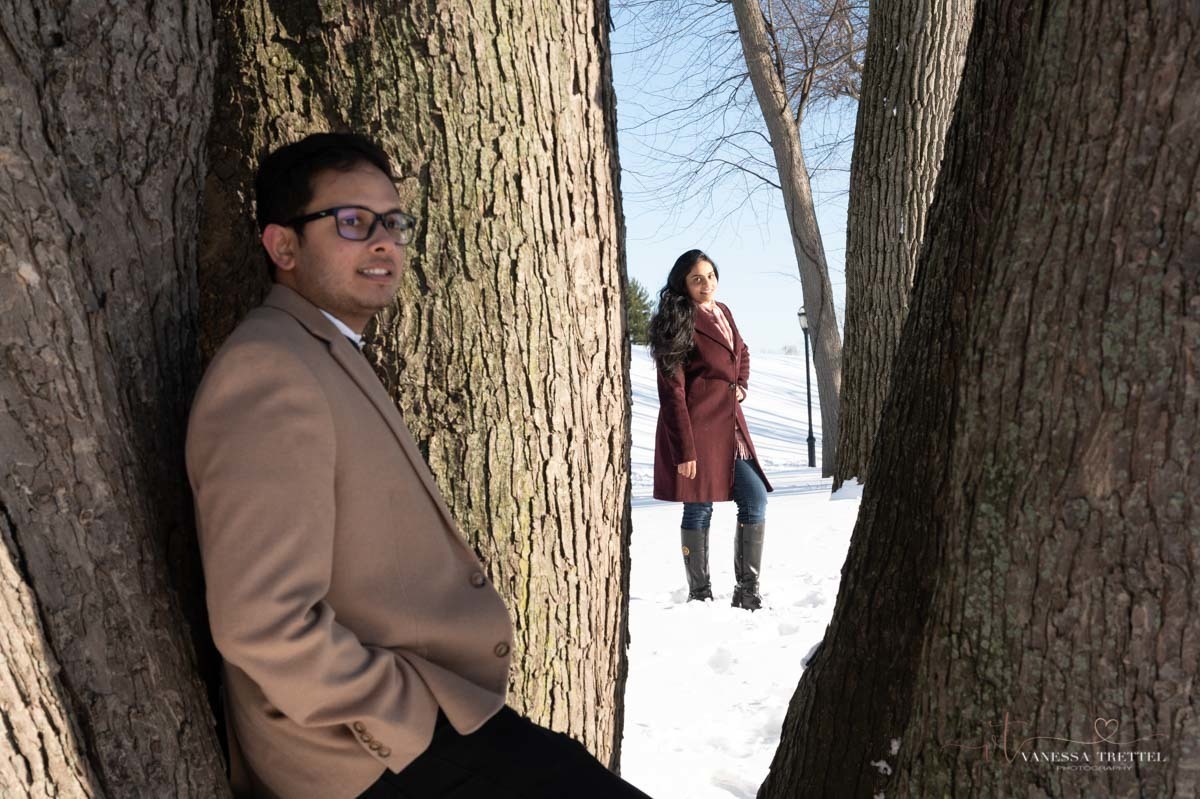 engagement photos in the snow
River Park in Hartford, CT
couple play in the snow
Vanessa Trettel Photography