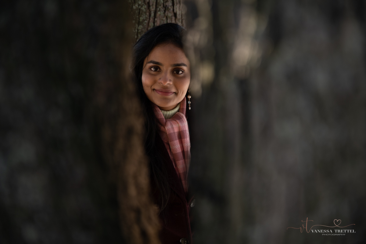 engagement photos in the snow
River Park in Hartford, CT
couple play in the snow
Vanessa Trettel Photography