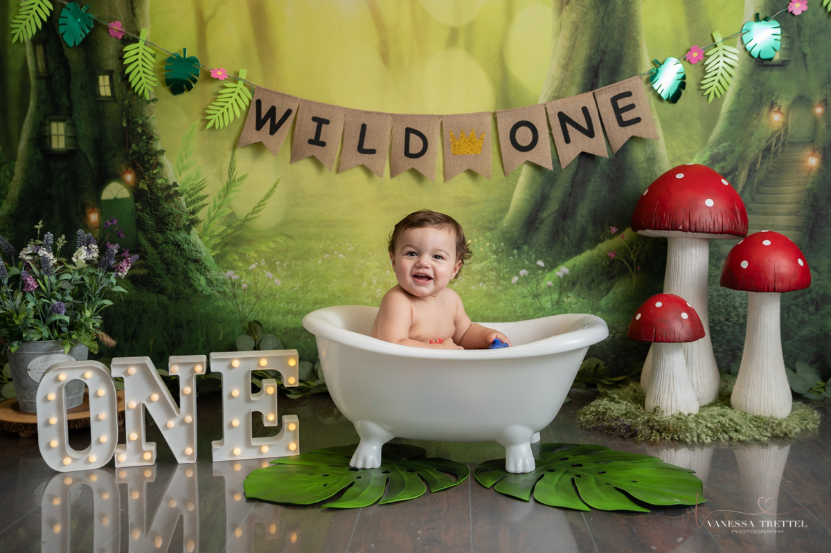 smash cake photos
smash cake photographer
one year photos
kids photographer
child photography
cake smash photography
1st birthday photoshoot
Vanessa Trettel Photography
wild one smash cake