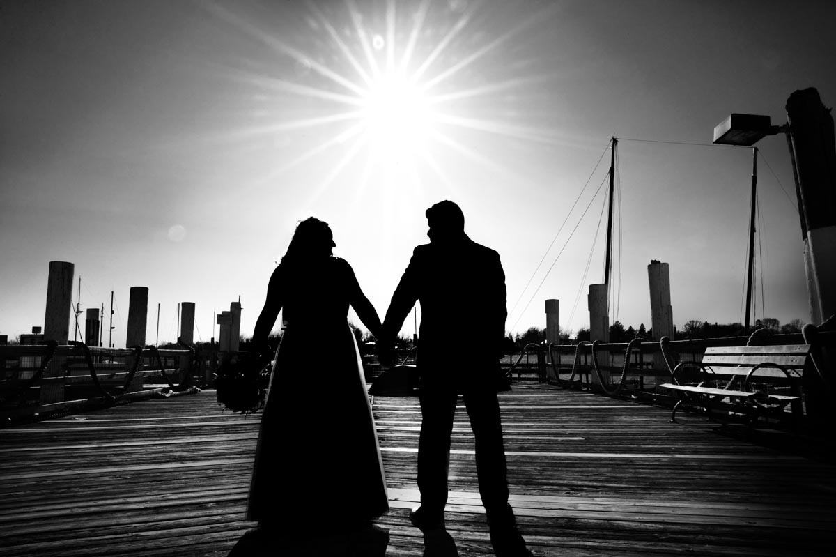 wedding photo
first look in the marine 
Vanessa Trettel Photography