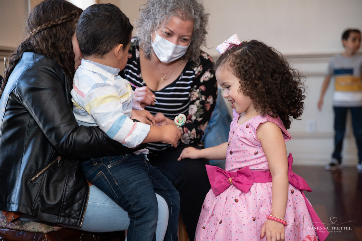 3rd Birthday Party
 candy party decoration
kids photographer
Vanessa Trettel Photography