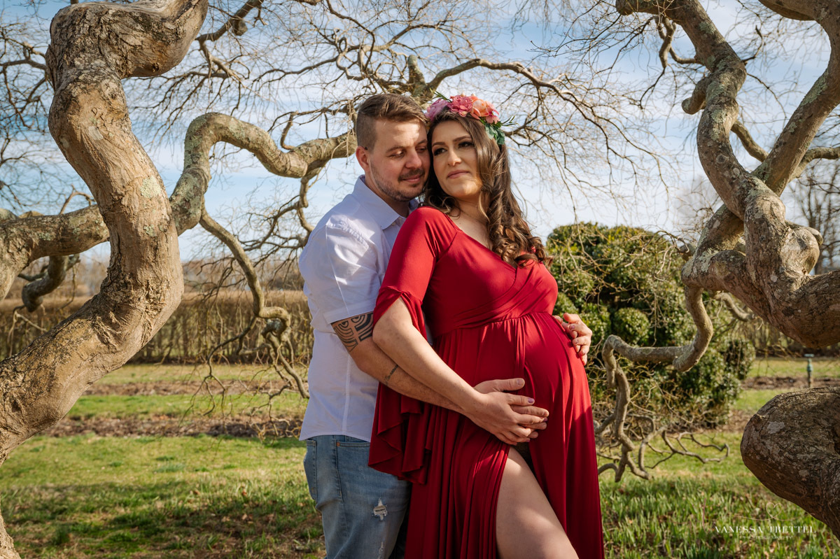 Eolia Mansion at Harkness State Park
Maternity Photo
Red dress
Vanessa Trettel Photography