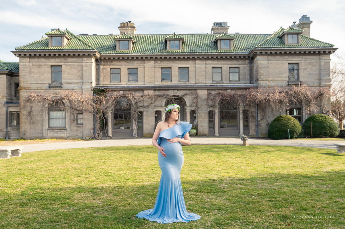 Eolia Mansion at Harkness State Park
Maternity Photo
Blue dress
Vanessa Trettel Photography