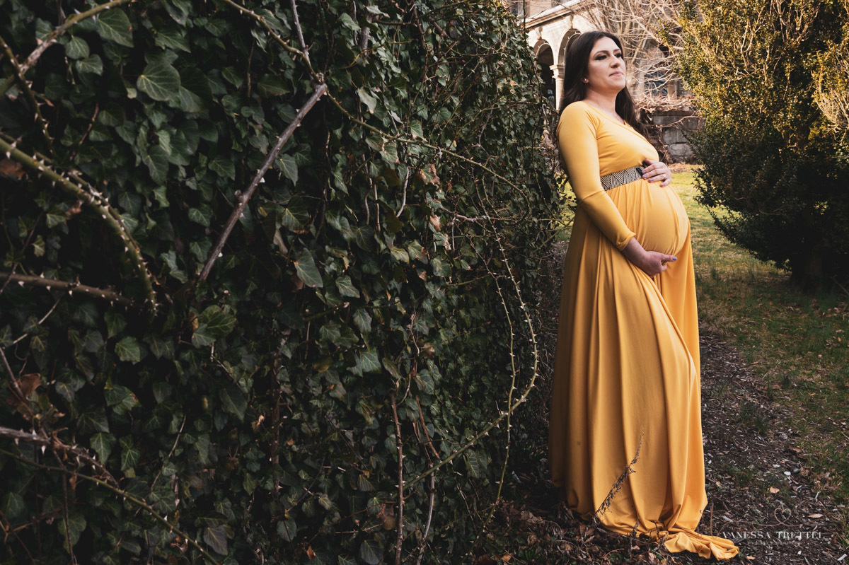 Eolia Mansion at Harkness State Park
Maternity Photo
Yellow dress
Vanessa Trettel Photography