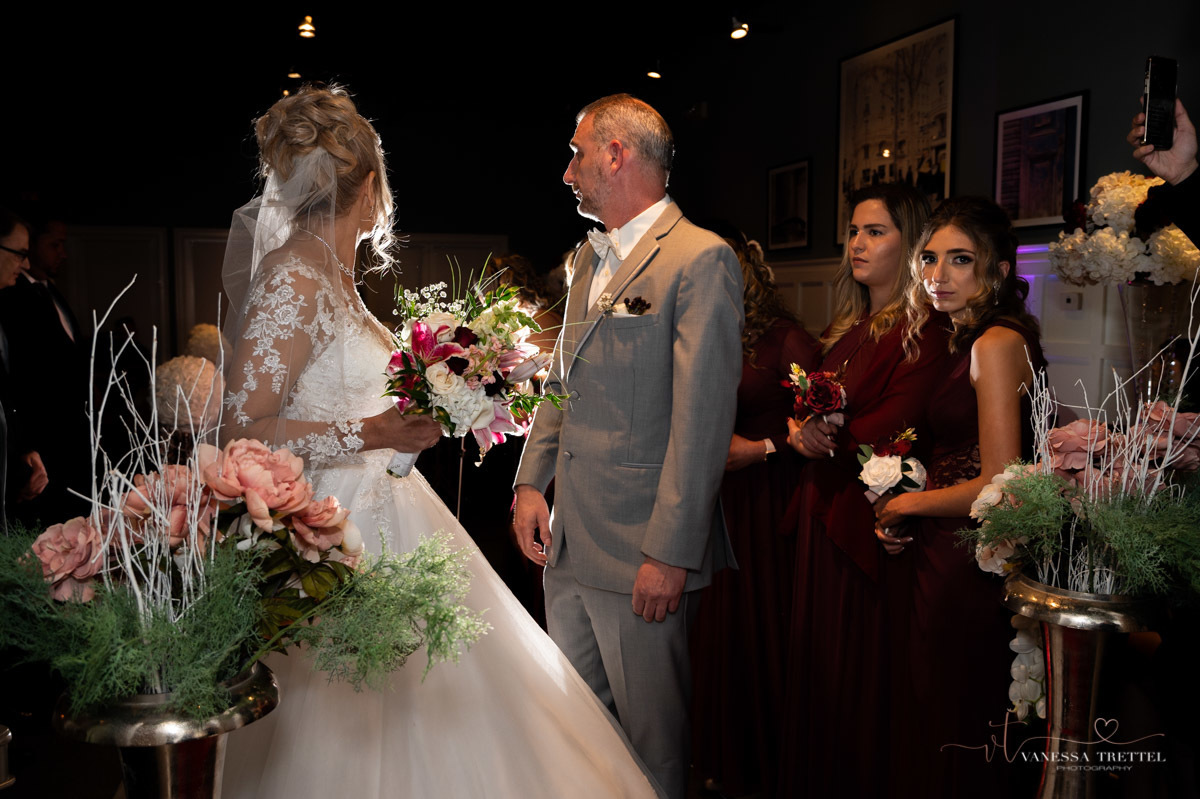 Wedding photographer in CT
wedding in the restaurant
wedding dress
civil wedding
Bridesmaids with red dress
Vanessa Trettel Photography