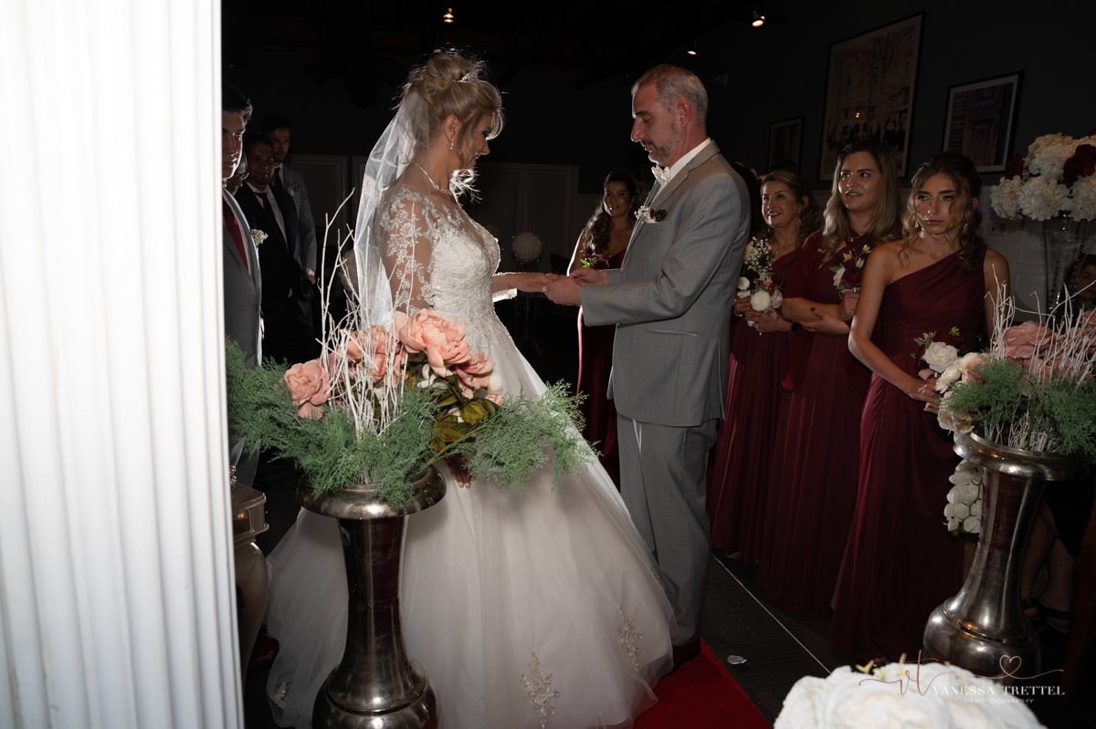 Wedding photographer in CT
wedding in the restaurant
wedding dress
civil wedding
Bridesmaids with red dress
Vanessa Trettel Photography