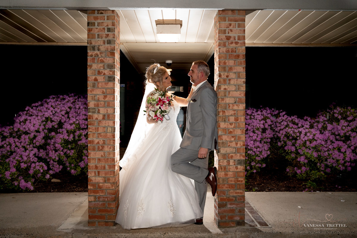 Wedding photographer in CT
wedding in the restaurant
wedding dress
civil wedding
Bridesmaids with red dress
Vanessa Trettel Photography